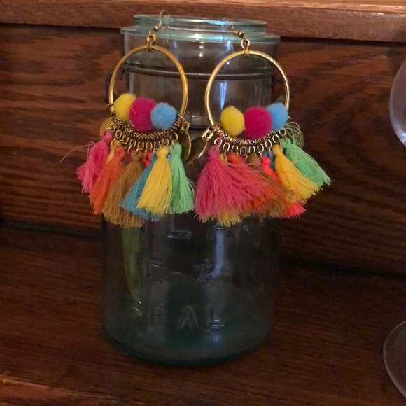Jewelry - Multiple color tassel statement earrings